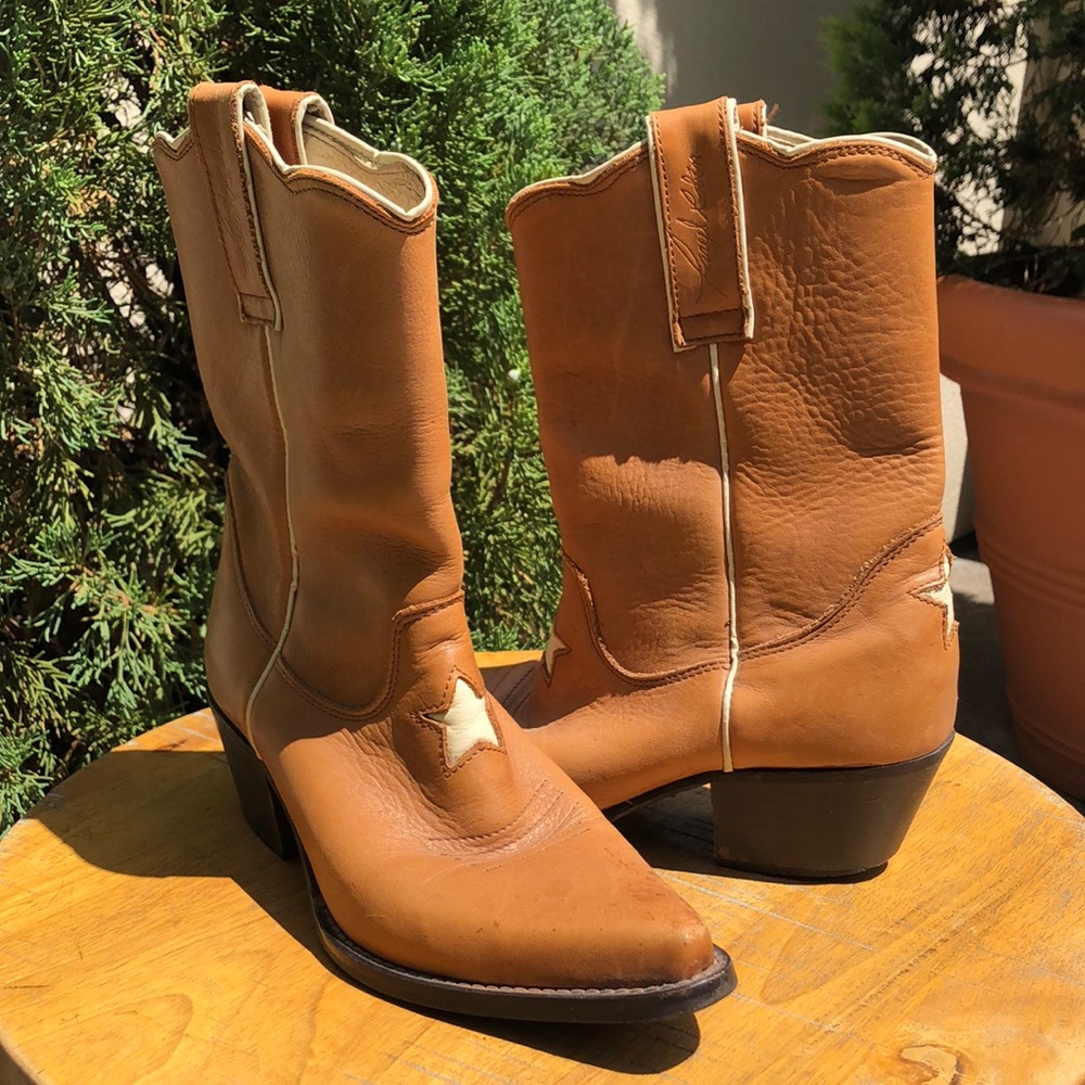 Star Detail Cowboy Boots